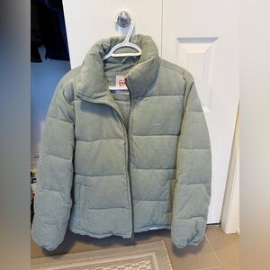 New puffer Levi’s